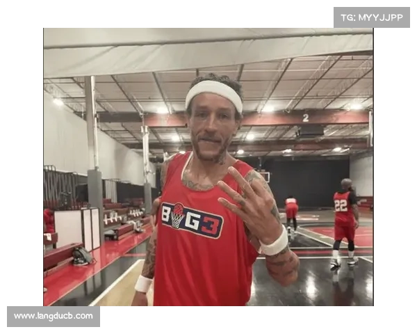 美媒报道:前NBA球员德隆蒂-韦斯特因拒捕及违反释放条例被捕,困境再度升级 美媒报道:前NBA球员德隆蒂-韦斯特因拒捕及违反释放条例被捕,困境再度升级