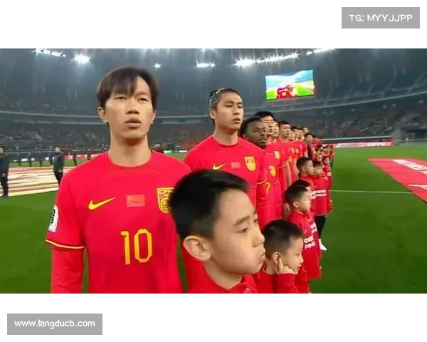 记者:国足进世界杯或有希望,阿兰、费南多、奥斯卡的存在能否成为突破口? 记者:国足进世界杯或有希望,阿兰、费南多、奥斯卡的存在能否成为突破口?